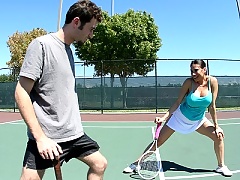 Voluptous MILF seduces young man on the tennis court